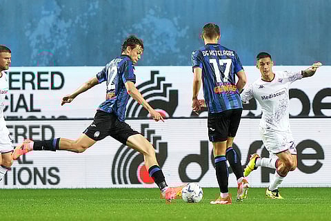 Giorgio Scalvini scores their side's second goal against Fiorentina